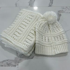Max Studio‎ New Without Tags Hat and Scarf Set Ivory